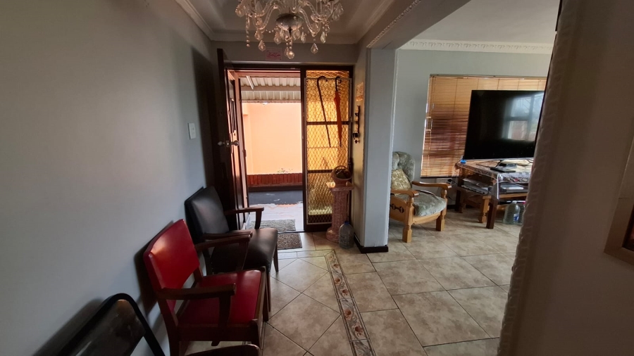 3 Bedroom Property for Sale in Pinati Western Cape